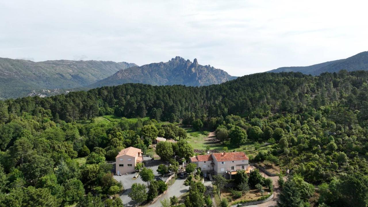 Les Hauts De Cavanello ゾンザ エクステリア 写真